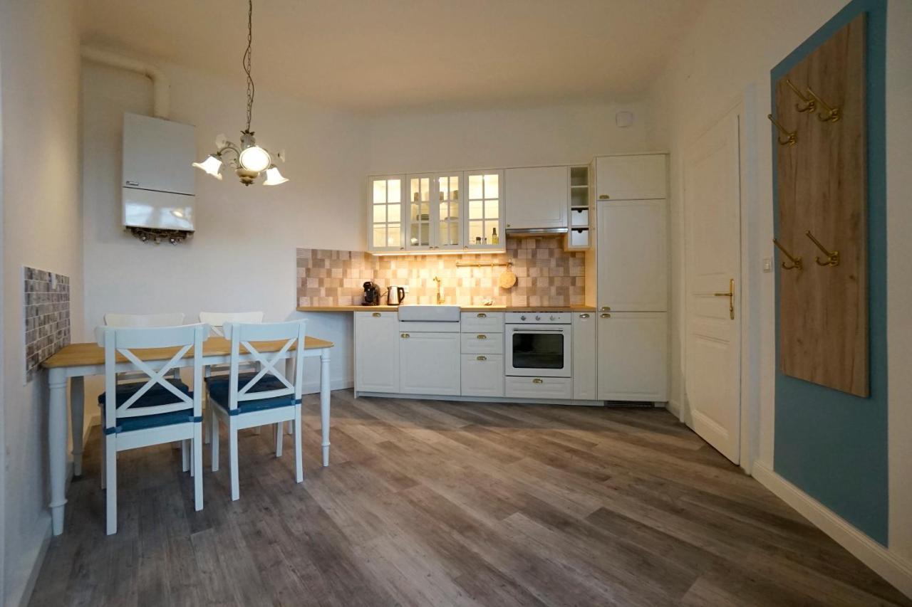 Albizia-Apartments バーデン エクステリア 写真
